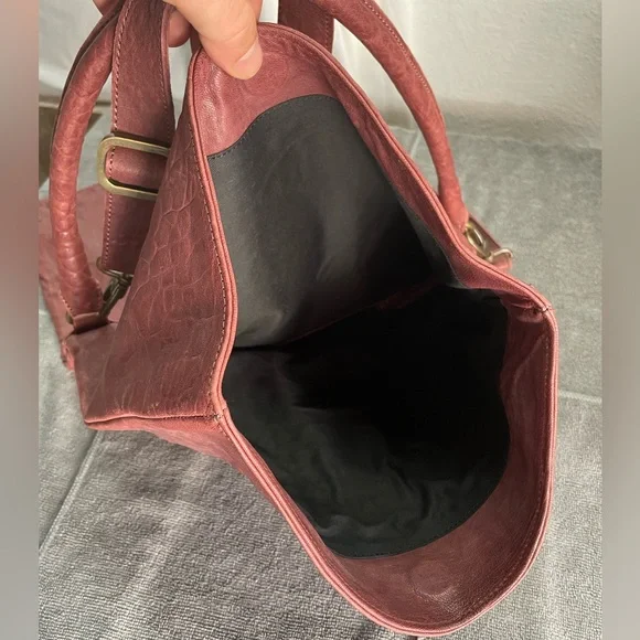 *Brand New* 100% Genuine Leather Artisanal Handmade Crossbody Bag Made in Spain - Picture 7 of 10